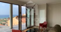 Proprietà panoramica con terrazza di 102 mq e vista mare – Campofelice di Roccella
