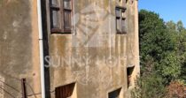 In vendita – Proprietà rurale di circa 900 m² con 22 ettari di terreno