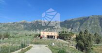 In vendita – Proprietà rurale di circa 900 m² con 22 ettari di terreno