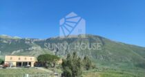 In vendita – Proprietà rurale di circa 900 m² con 22 ettari di terreno
