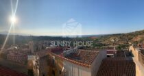 Terratetto con terrazza vista mare e montagne